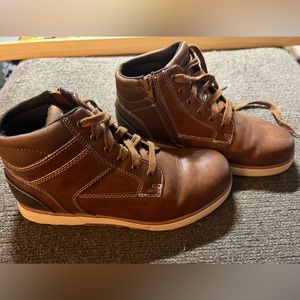 Boys size 4 shoes. Worn once